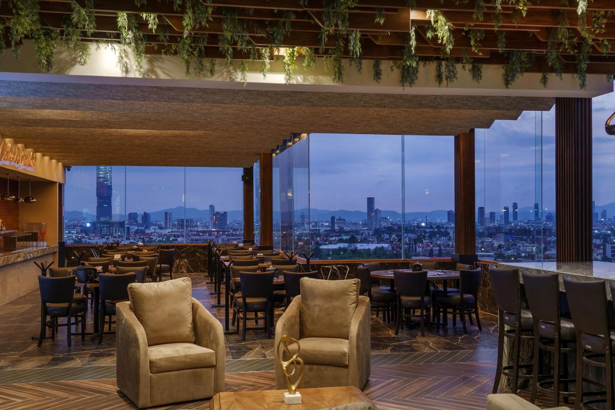Radisson Angelopolis Hotel *